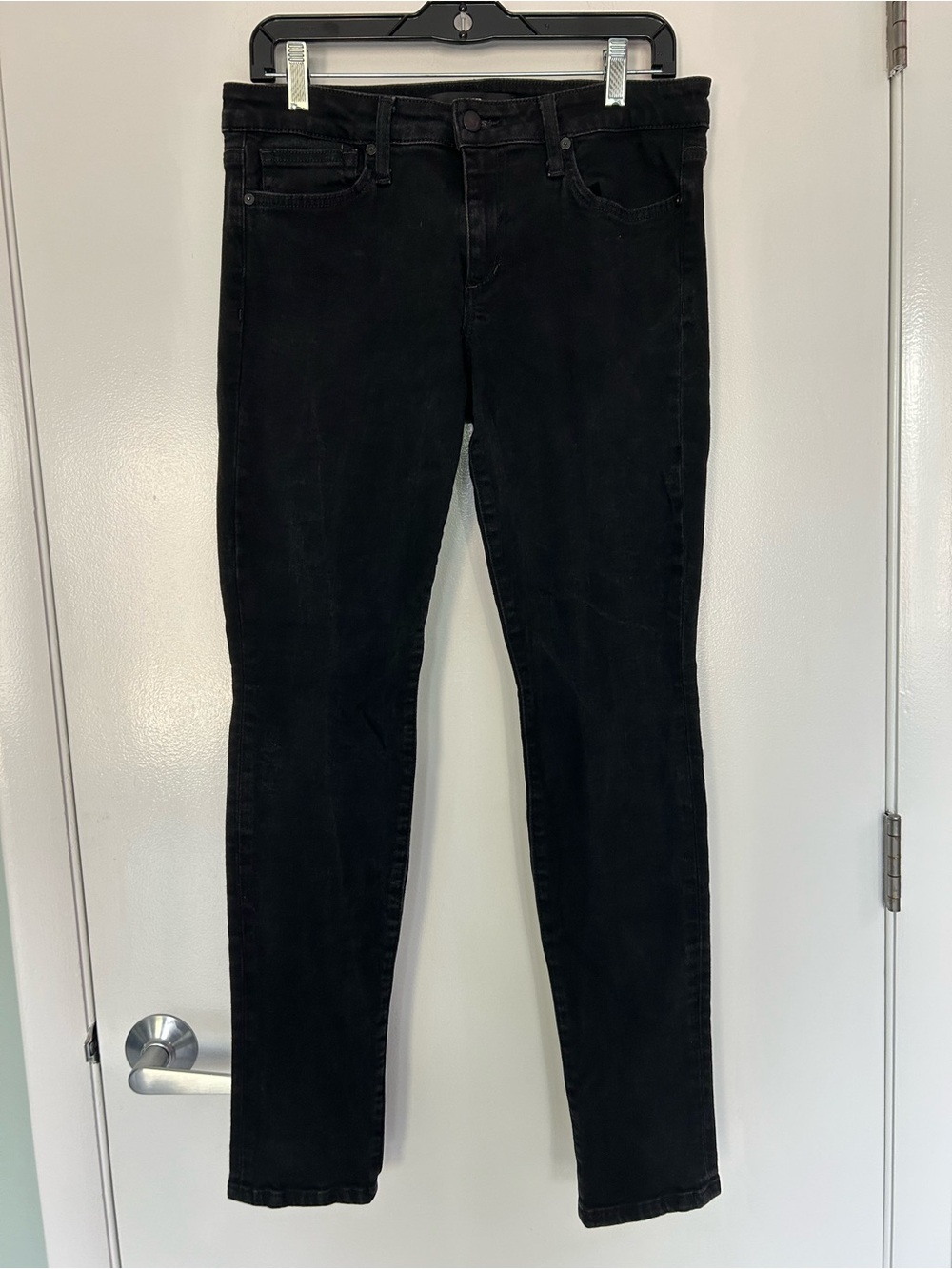 Joe’s Jeans “The Skinny” W 31 Dark Black Stretch EUC